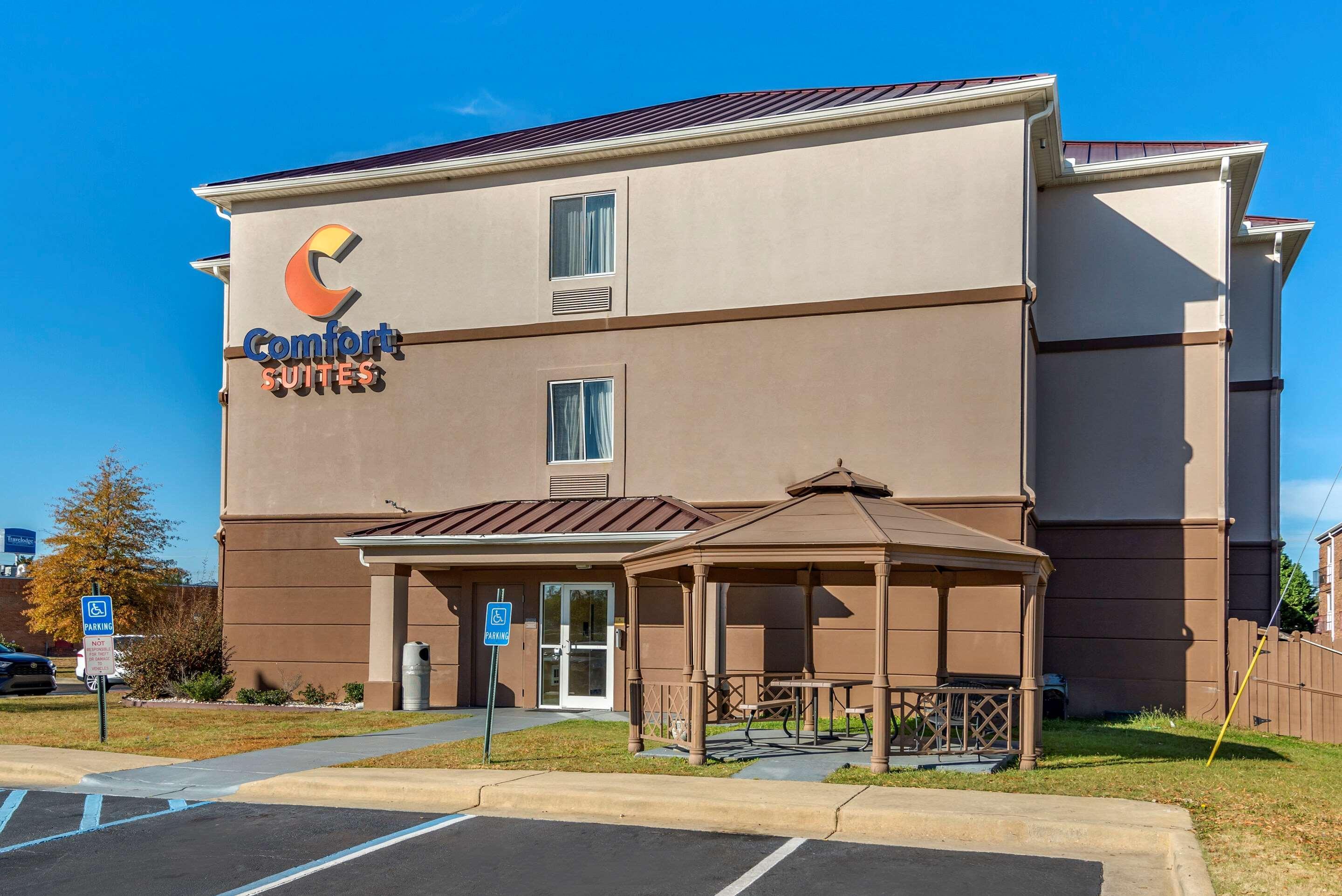 Comfort Suites Montgomery East Monticello Dr Exterior photo